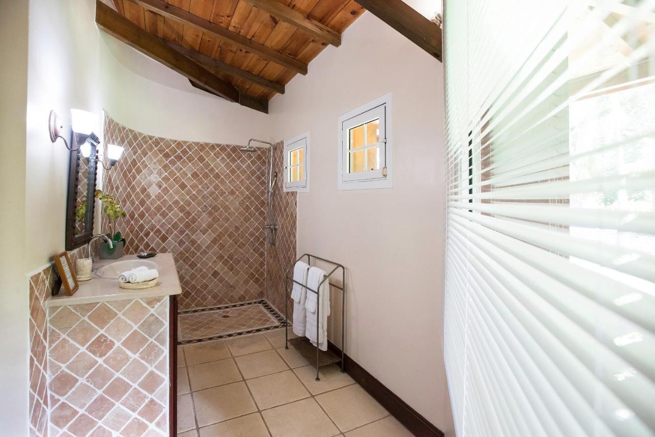 Villa Palm Bay Stunning View 5 Min To Beach 3 Min To Downtown King Size Bed Deshaies Exterior foto